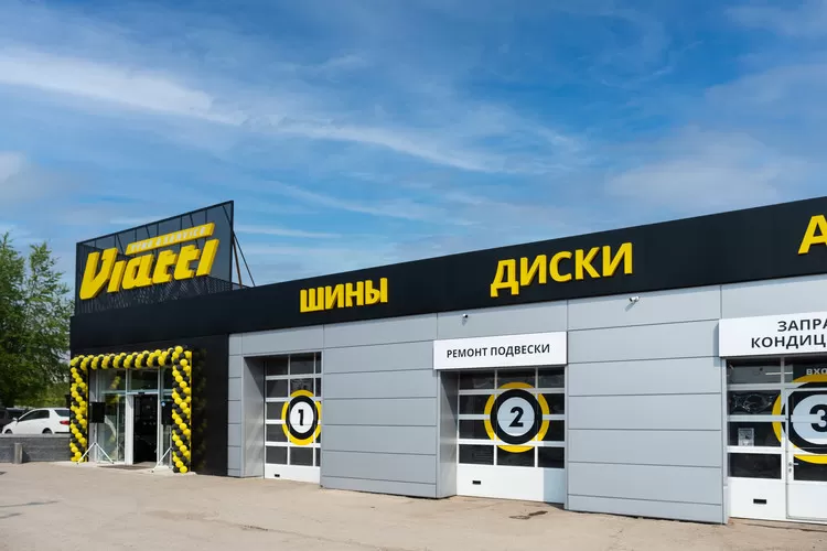 KAMA TYRES и "Колеса Даром" открыли первый Торгово-сервисный центр Viatti
