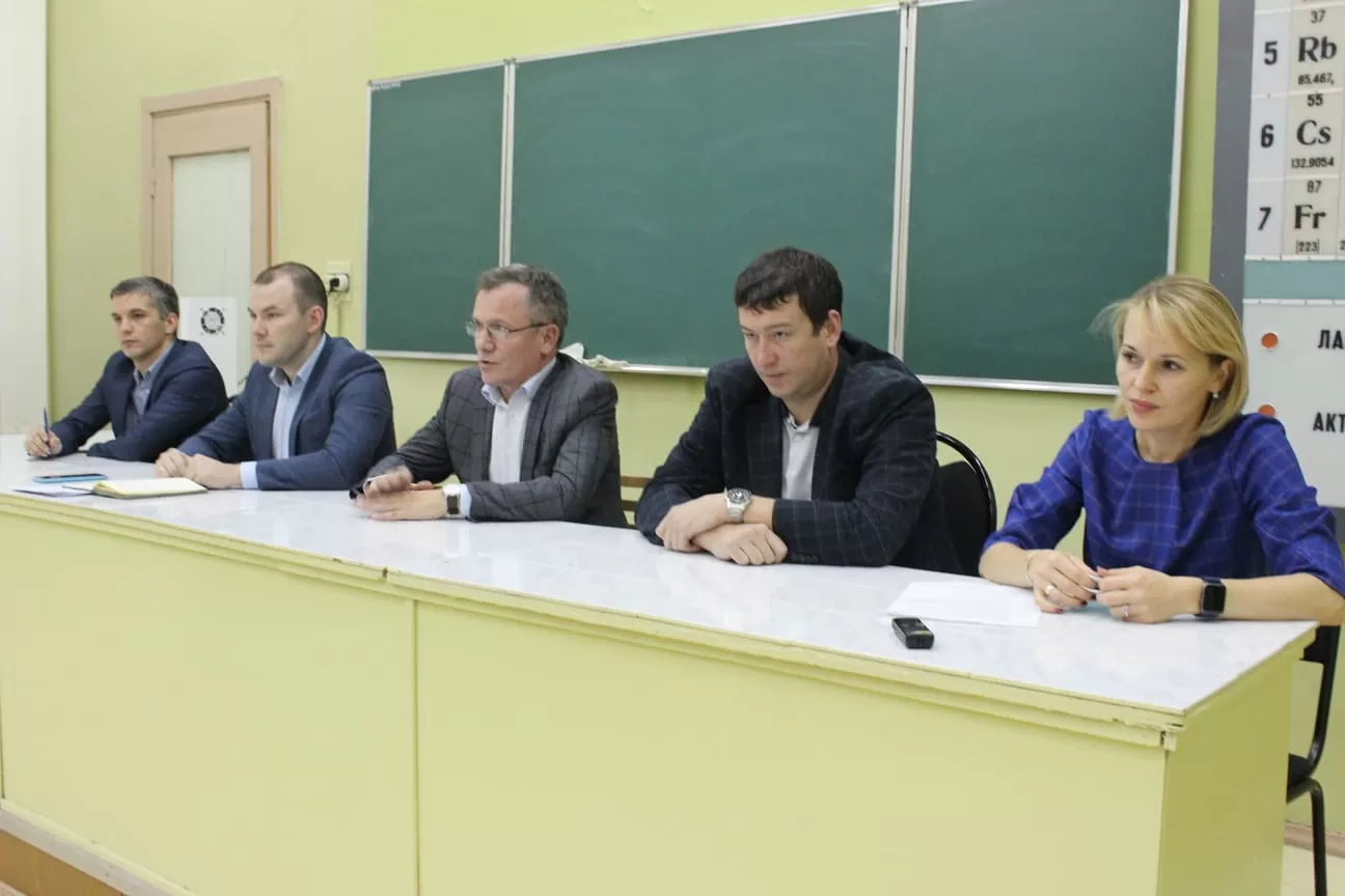 Руководители KAMA TYRES встретились со студентами Нижнекамского химико-технологического института