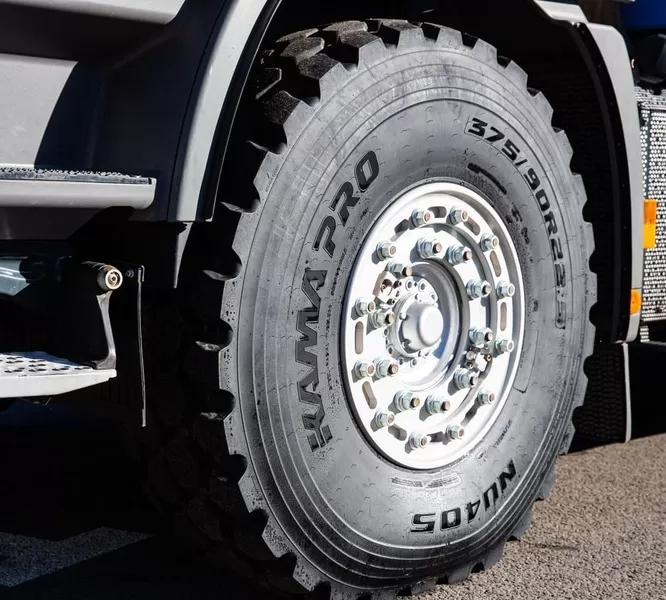 Заводу грузовых шин KAMA TYRES исполнилось 47 лет