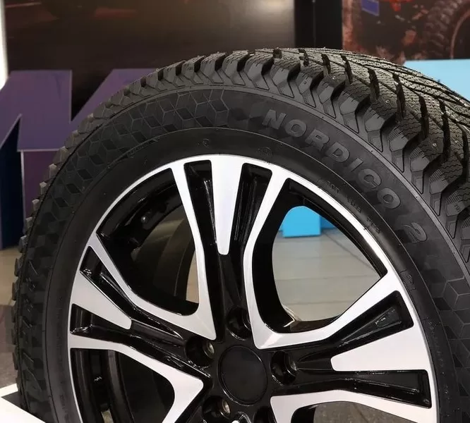 Эксперты Авто.ру включили шипованную шину KAMA TYRES в число лучших моделей сезона 2026/27 