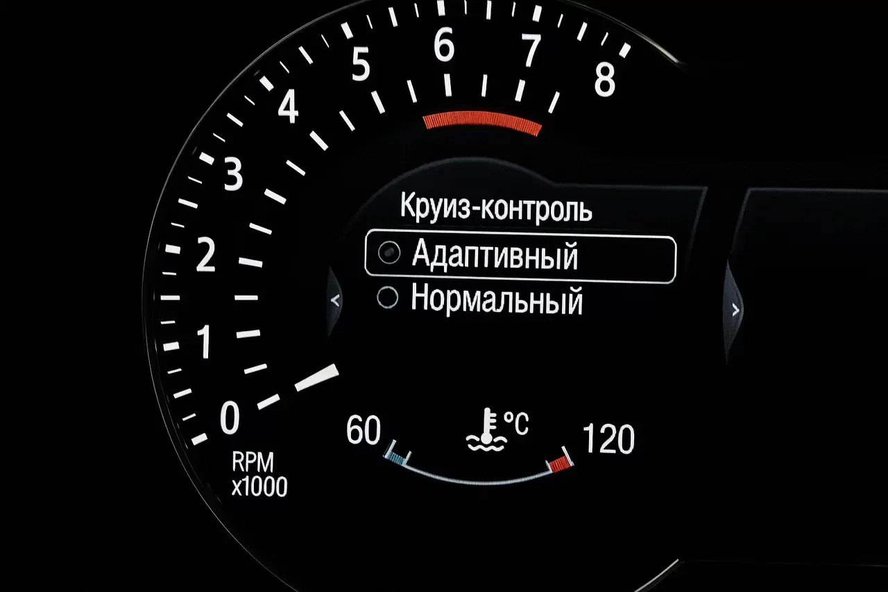 Что такое адаптивный круиз-контроль в автомобиле