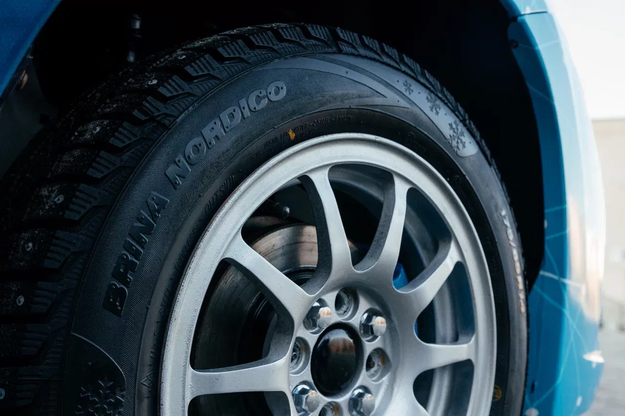 Сколько весит автомобильная шина: средние показатели