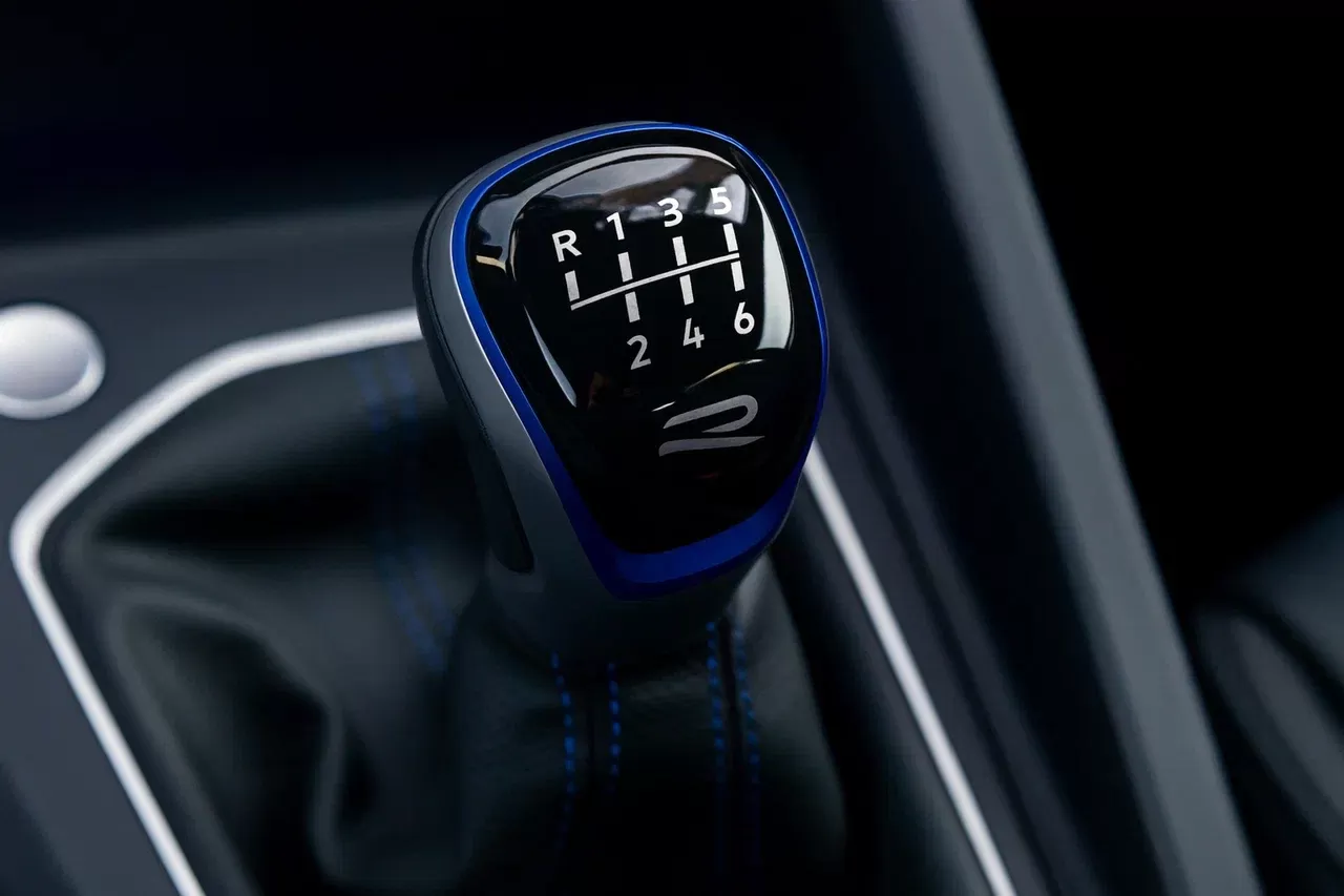 Коробка передач «робот», вариатор и автомат – в чём разница?