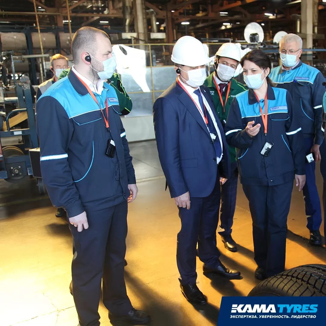 Предприятия KAMA TYRES посетила делегация АО «Узбекнефтегаз»