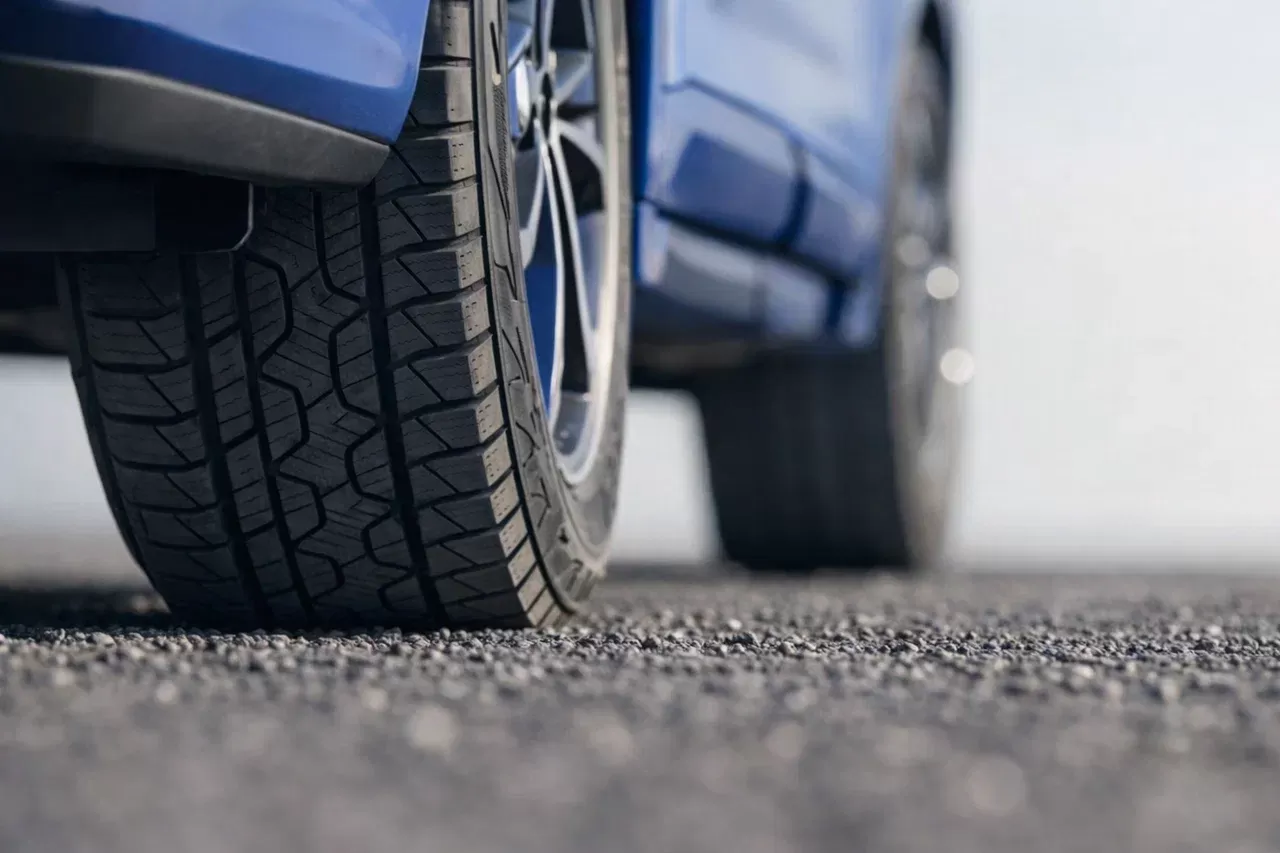 Стоит ли покупать б/у шины: плюсы, риски и практические советы
