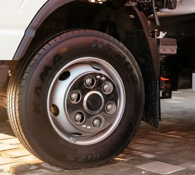 Выбор покупателей в сентябре: топ-3 грузовых шин KAMA TYRES