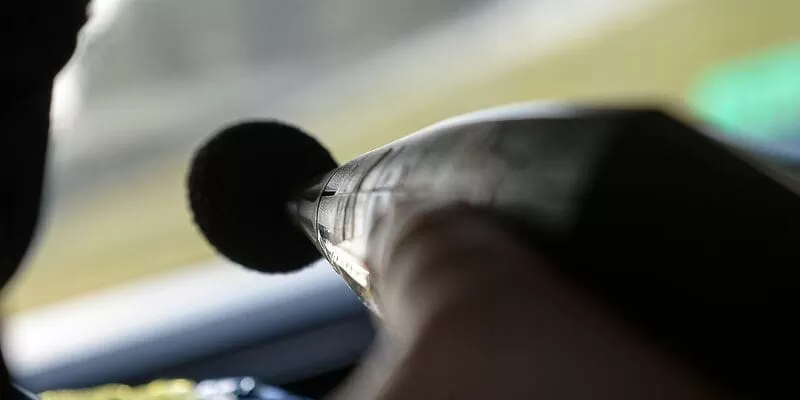 Мотор, камера, поехали... Измеряем, как звучат шины в салоне автомобиля