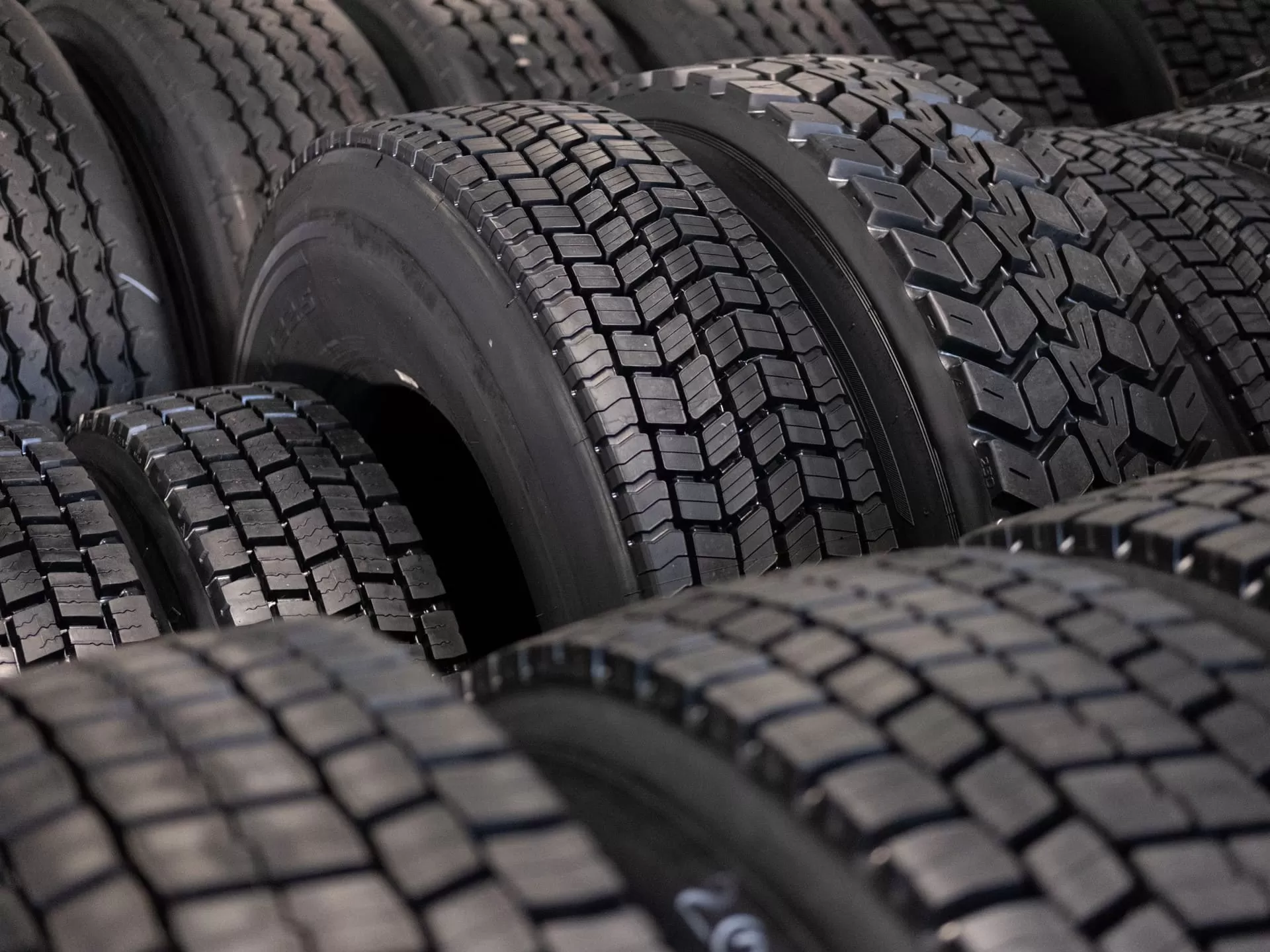 Восстановленные шины — это выгодно