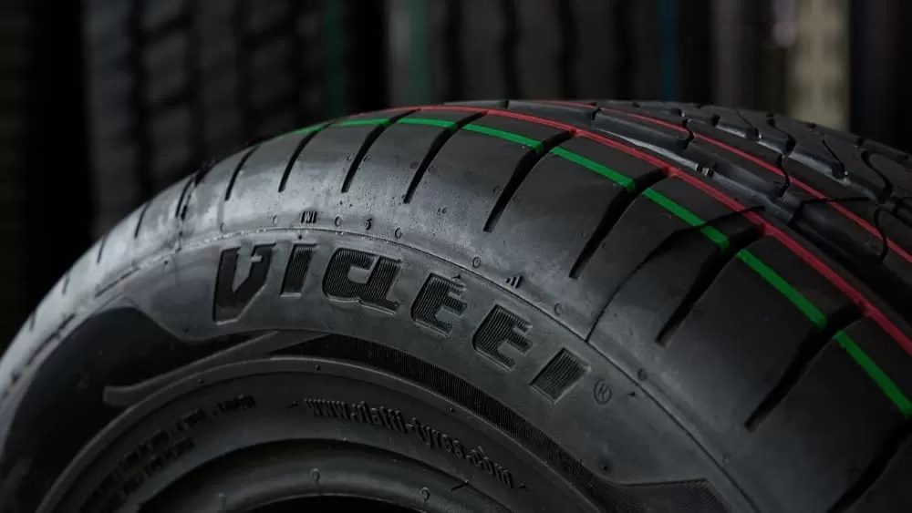 Больше чем просто шина (1).jpg Больше чем просто шина (1).jpg