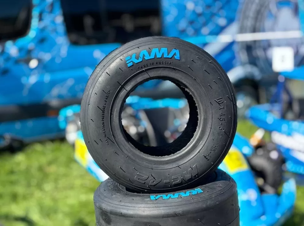 KAMA_TYRES_karting_small (1) (1).jpg