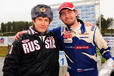 EC12-Finland Timur and Russian supporter.jpg EC12-Finland Timur and Russian supporter.jpg