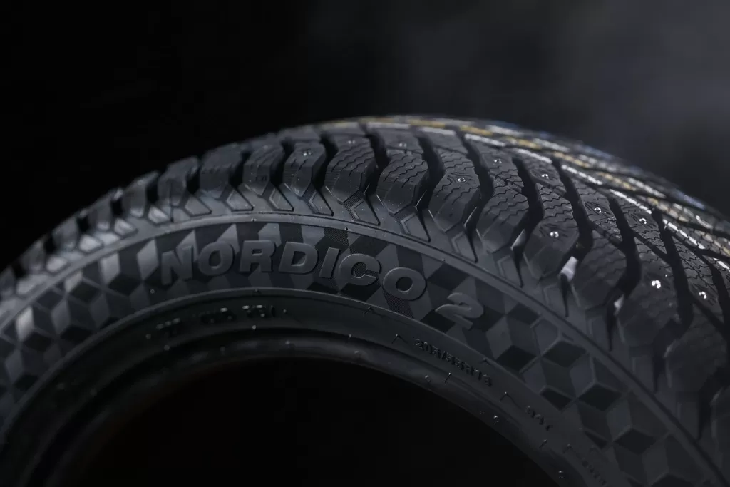 Разница между установкой шипов на все колеса и только спереди