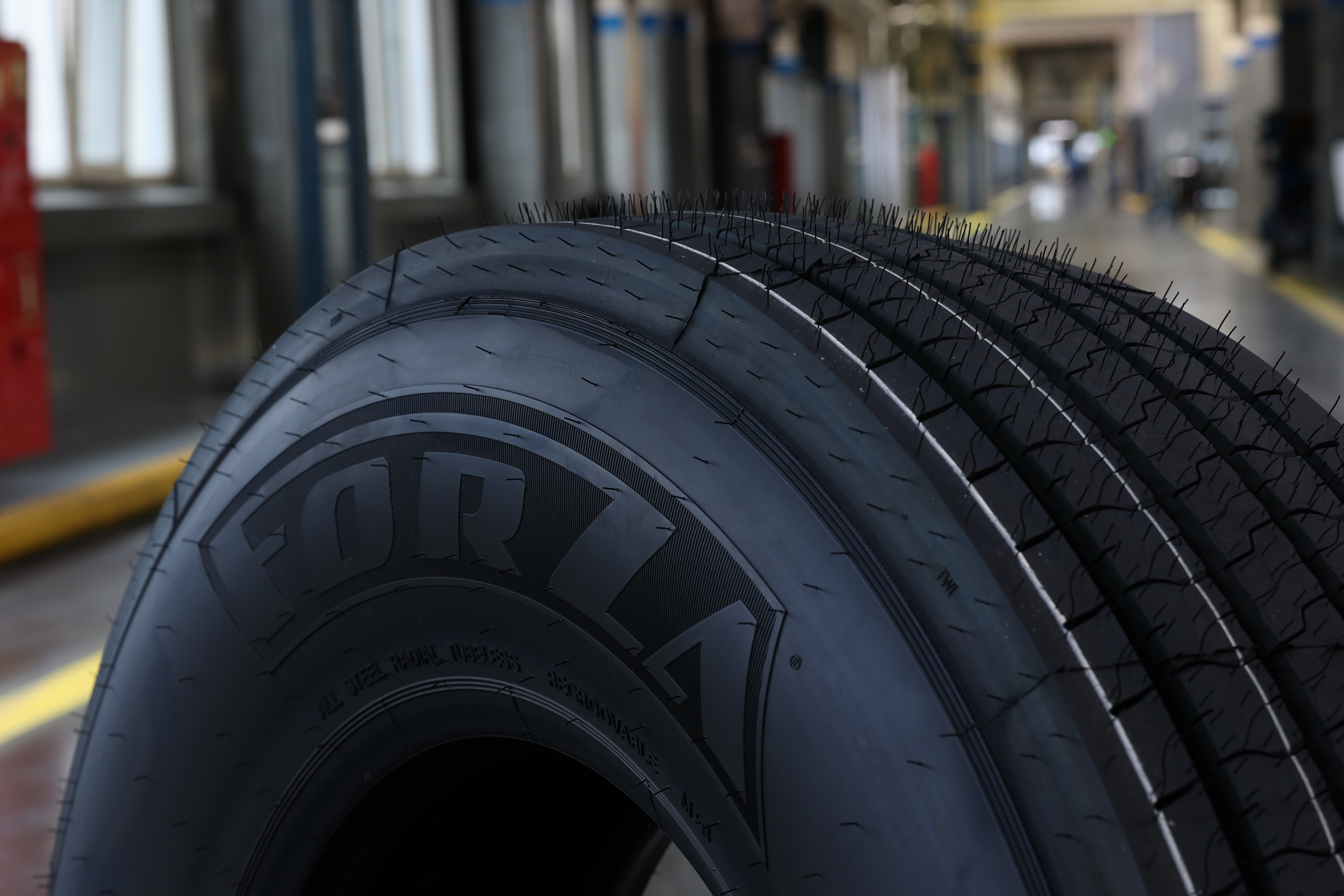 Шины KAMA TYRES вновь в числе лучших товаров России