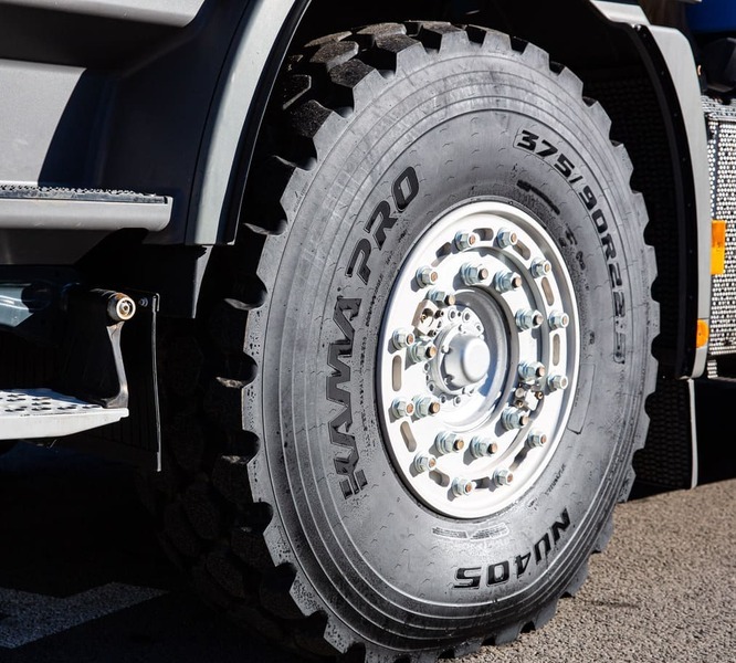 Заводу грузовых шин KAMA TYRES исполнилось 47 лет