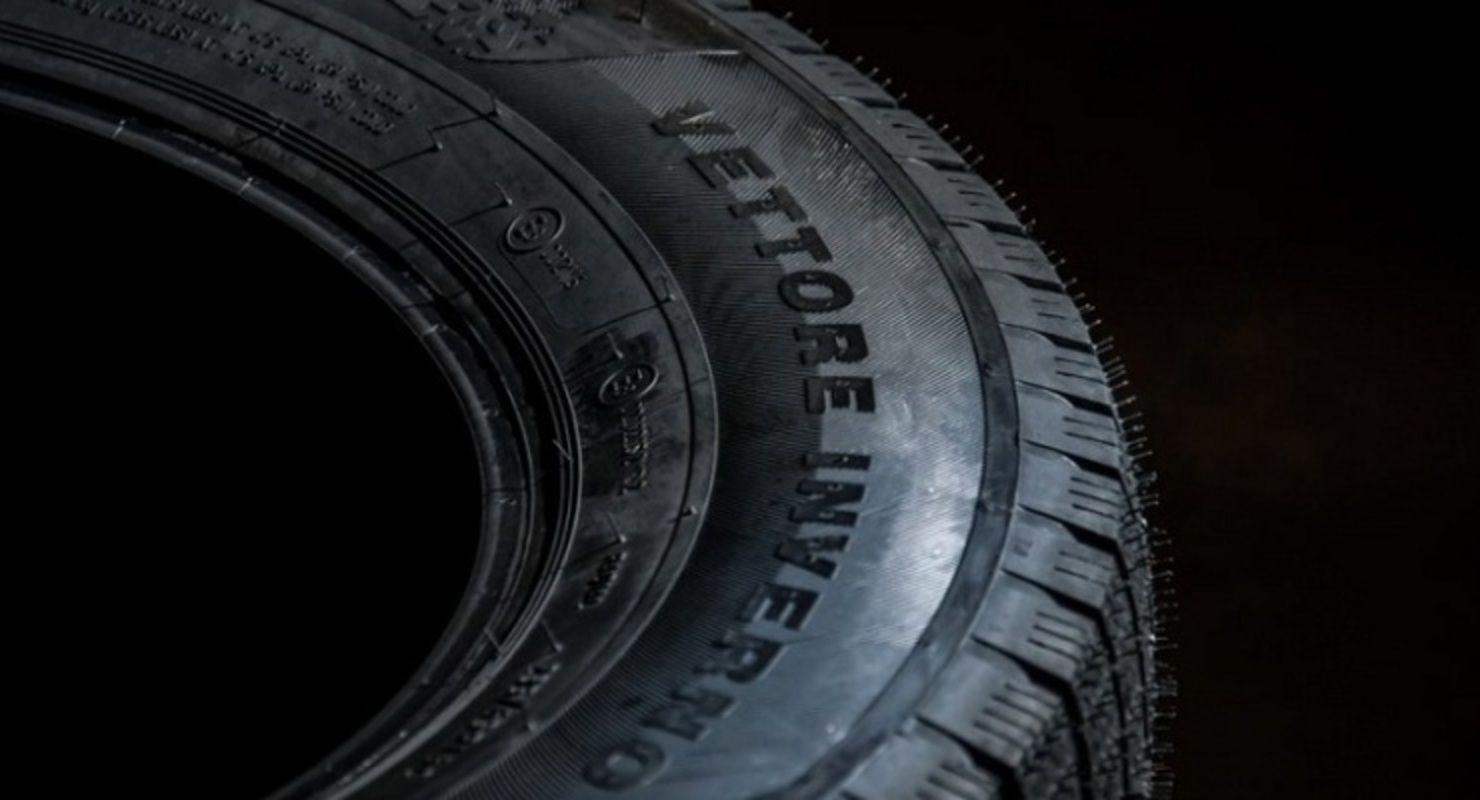 BlackTyres включил Viatti в ТОП-5 лучших шин с шипами для коммерческих авто